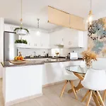 Home2book Lighthouse Stunning Sea View Apartment